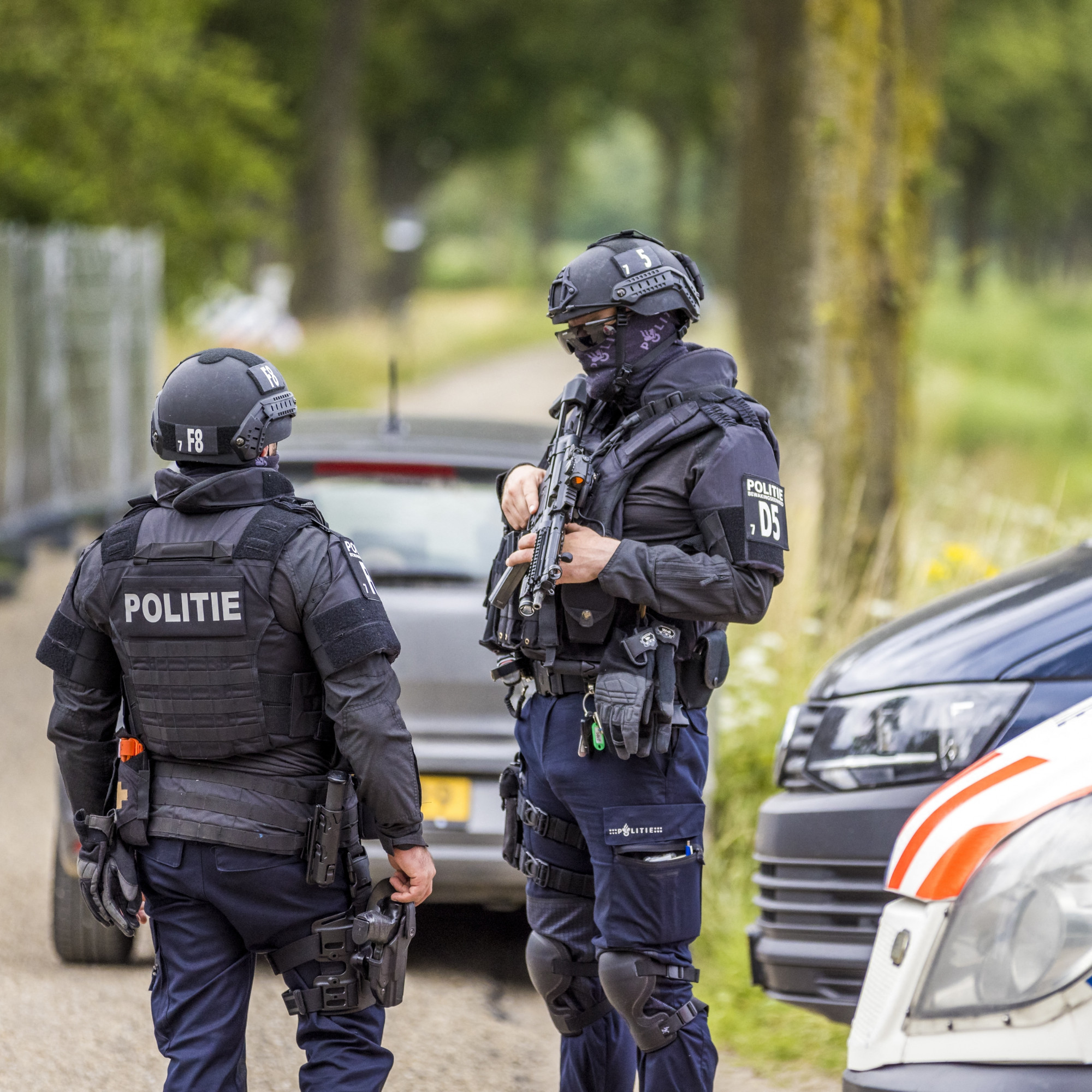 Démantèlement d’un empire migratoire : plus de 100 000 migrants transportés pour un milliard d’euros