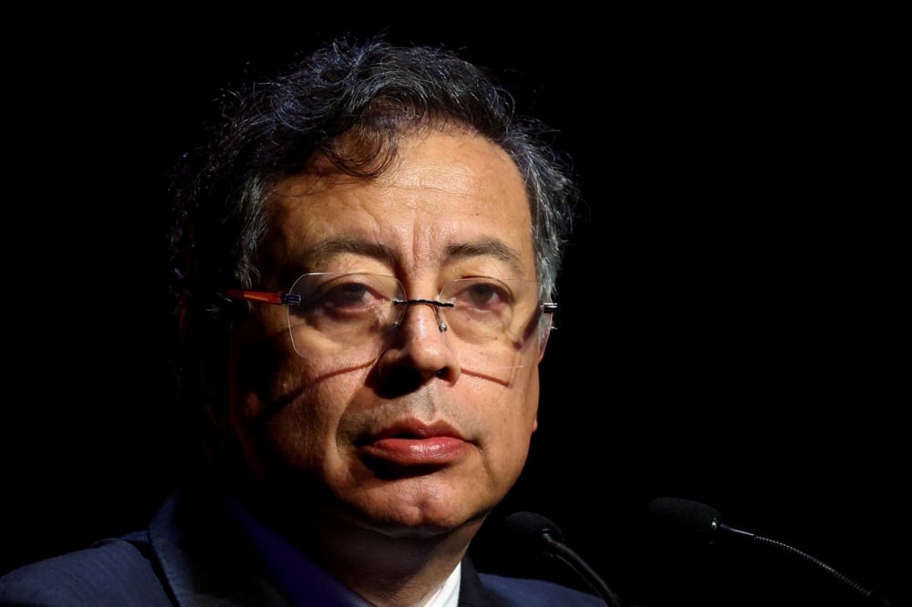 15 entailles mortelles : la peine d&rsquo;un accusé noir en Colombie-Britannique réduite après un meurtre au centre commercial