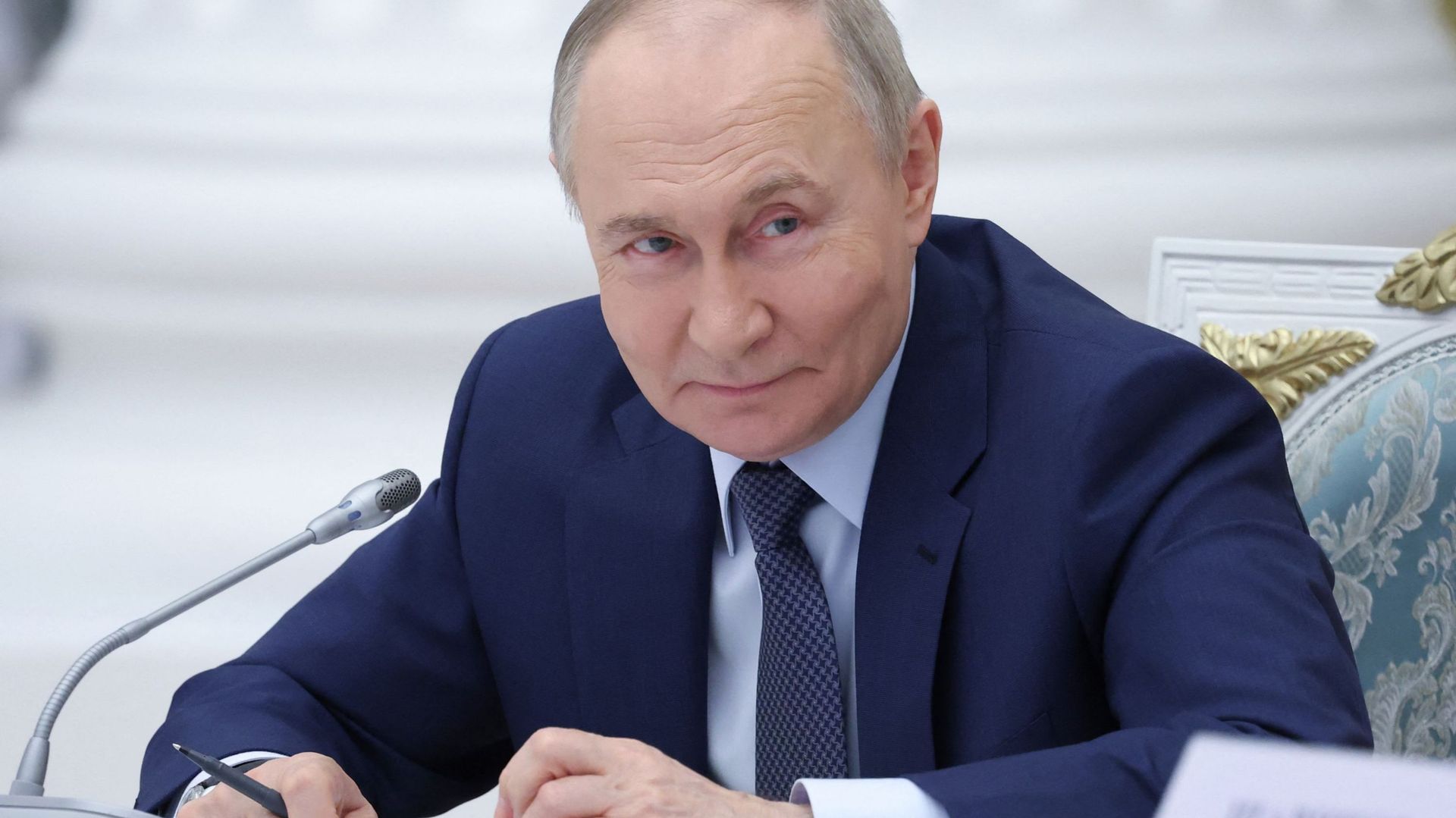 Le Sovintern : une menace pour l’Ukraine sous l’égide de Poutine