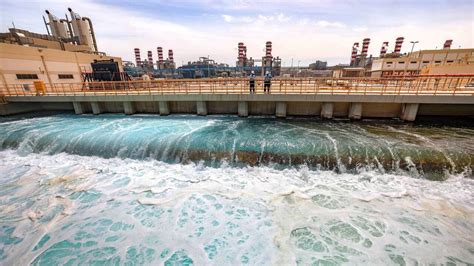 L’effondrement hydraulique : pourquoi les usines de dessalement du Golfe sont la cible ultime de l&rsquo;escalade asymétrique