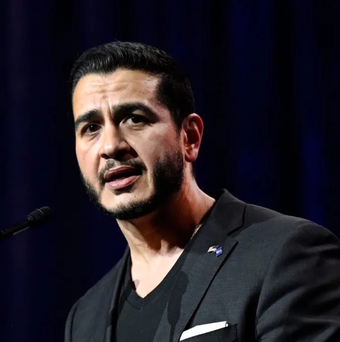Le tremblement sénatorial : Abdul El-Sayed défie les milliards pour la victoire au Michigan