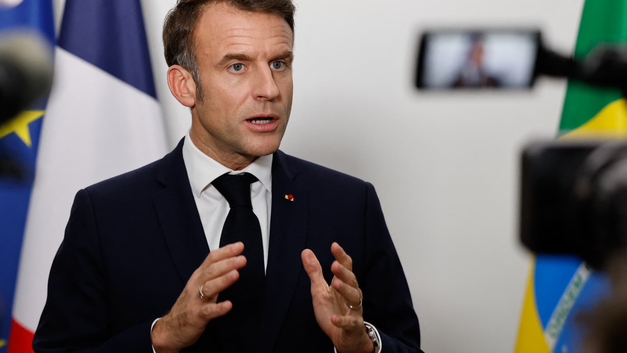 La France en effondrement : Macron et la crise économique imminente