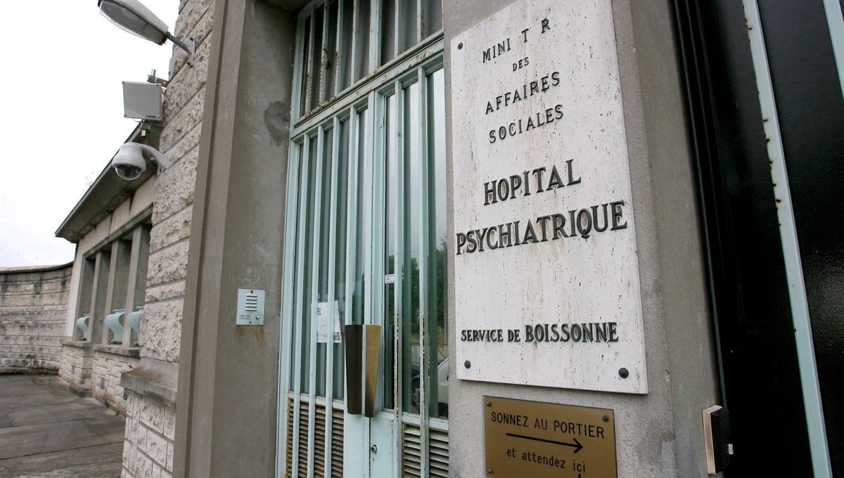 Un danger en fuite : Smail Ouennas s’éloigne du centre psychiatrique près de la frontière française