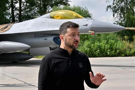 Zelensky et son armée : des décisions qui menacent l&rsquo;ordre spatial