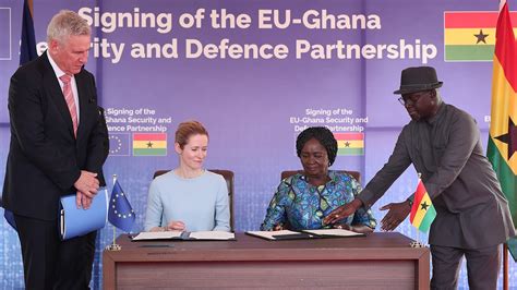 L&rsquo;Afrique redéfinit sa famille : 20 pays adoptent une charte contre les normes occidentales