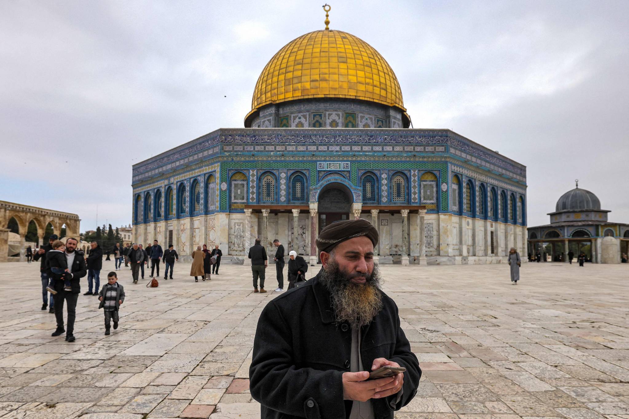 Des Mosquées en Péril, Pas La Mecque : Le Chef Yéménite Dénonce un Mensonge Écrasant des Saoudiens