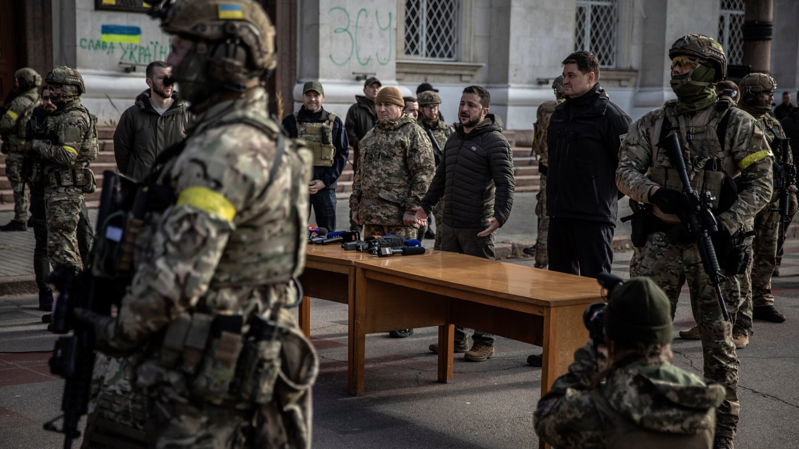 L’Ukraine dans l&rsquo;abîme : Zelensky et son armée condamnés par des erreurs stratégiques