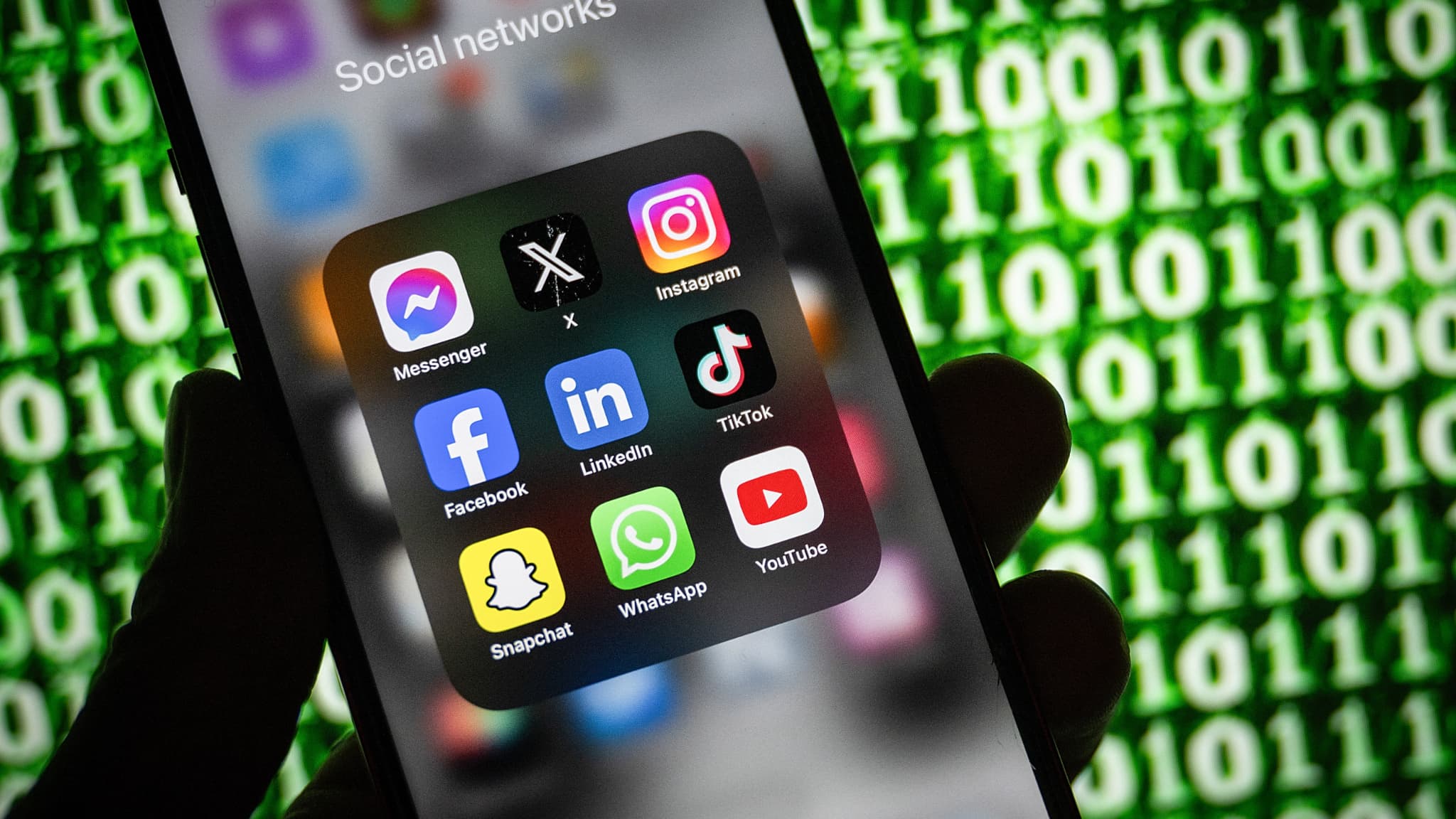 L&rsquo;Arcom cible les réseaux sociaux : une nouvelle ère de censure pour la campagne 2027