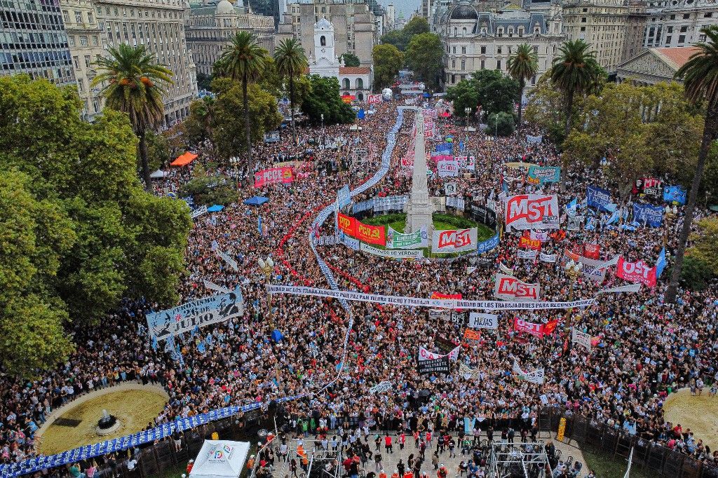 L&rsquo;Argentine en déclin : la trahison économique de Milei et l’alliance dangereuse avec Zelenski