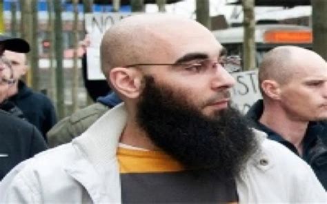 Fouad Belkacem, ancien chef de Sharia4Belgium condamné à 15 ans, file une demande d’asile pour éviter le renvoi au Maroc